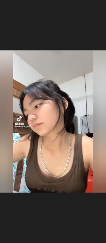 Full leaked Zelynics private onlyfans photo
