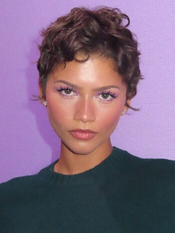 Full leaked Zendaya page private onlyfans photo