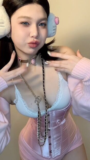 Full leaked Zhang xinmu  page private onlyfans photo