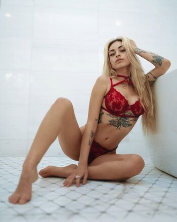 Zoe Serena