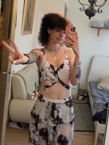 Full leaked Zoelagoblina page private onlyfans photo