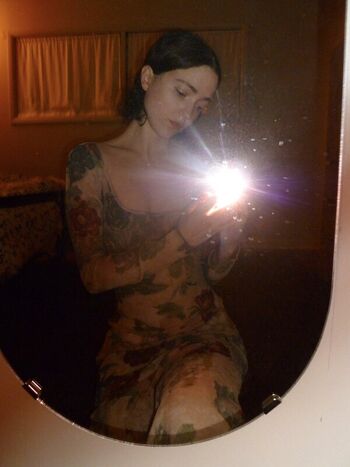 Full leaked Zoeplzshutup private onlyfans photo