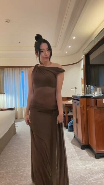 Full leaked Zumi private onlyfans photo